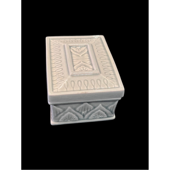 Vintage Lotus Flower Ceramic Gray Green Treasure Box Memory Box Jewelry Box - Picture 10 of 10